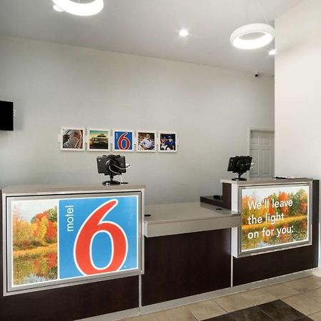 Motel 6-Lexington, Ky - Airport Exteriör bild